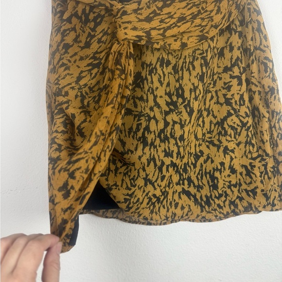 ZARA Women’s Draped Mini Skirt Mustard Black Print Size M - Picture 5 of 9